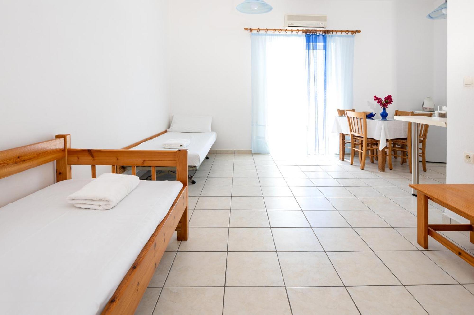 Alexis Apartments Ставрос Экстерьер фото