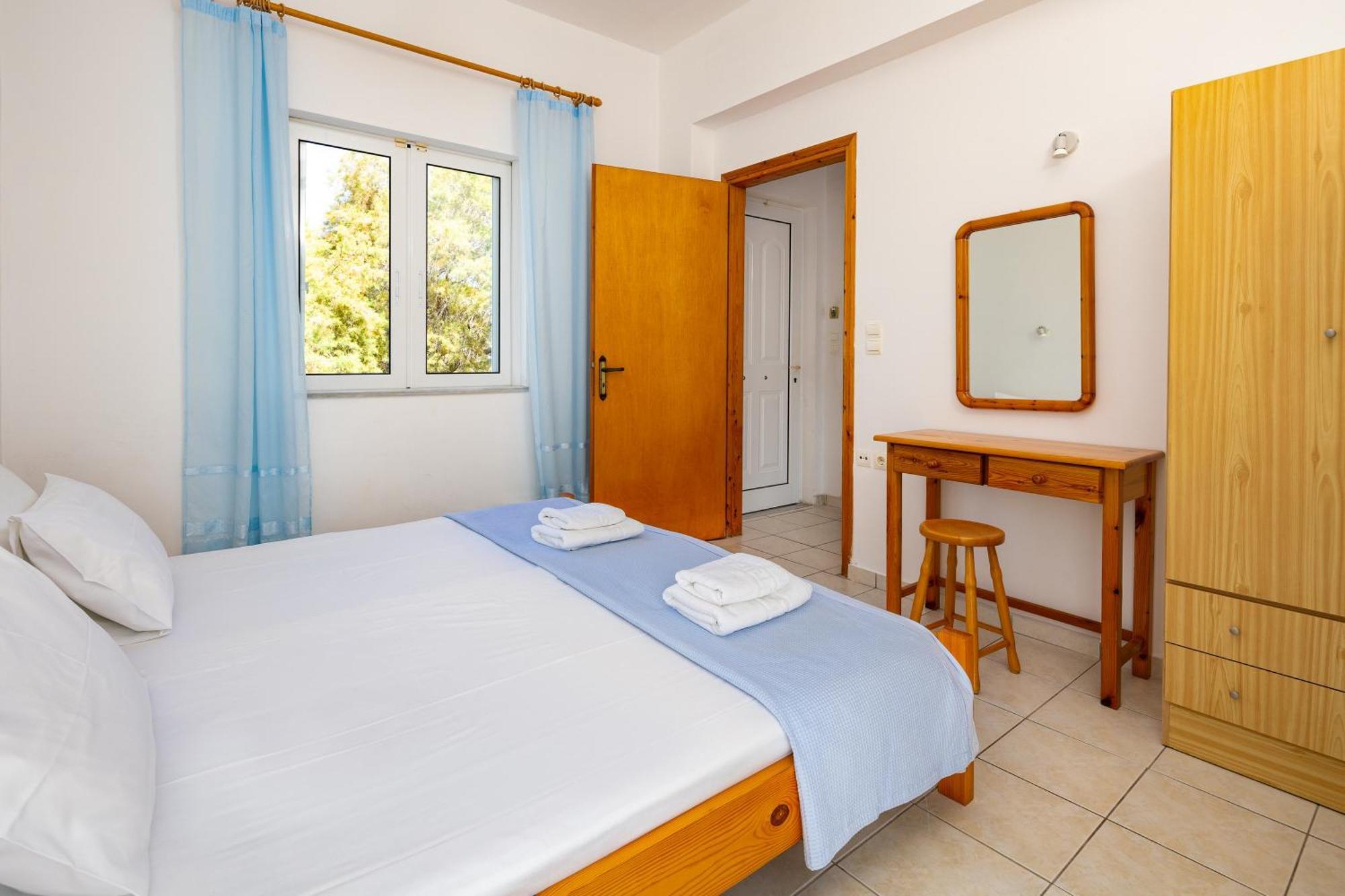 Alexis Apartments Ставрос Экстерьер фото