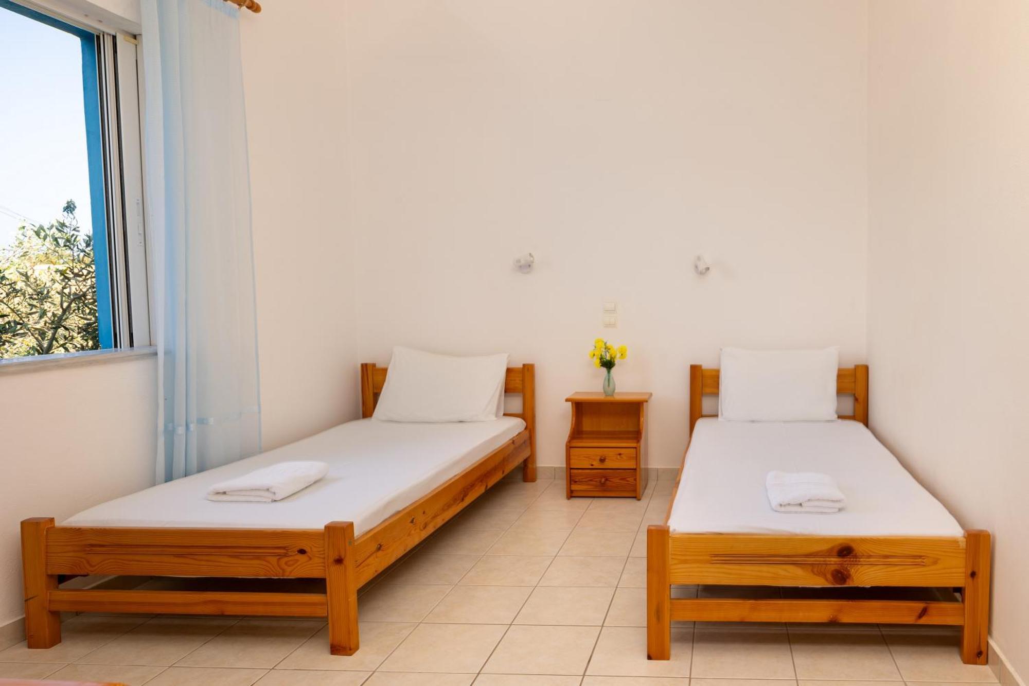 Alexis Apartments Ставрос Экстерьер фото